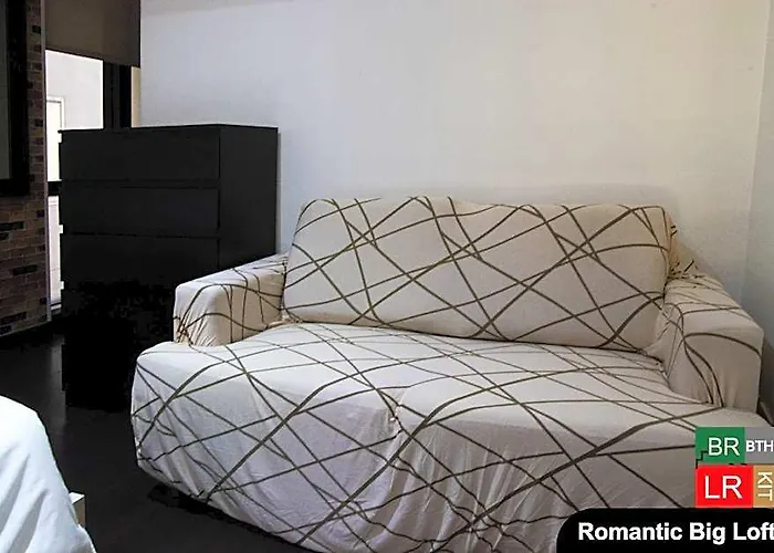 Amazing Loft Big 1br Romantic Gramercy Makati 2214