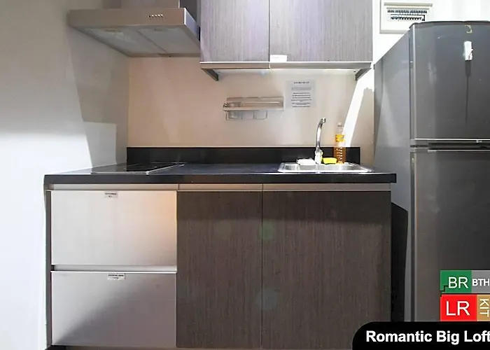 Amazing Loft Big 1br Romantic Gramercy Makati 2214 호텔 4*